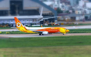 Ho Chi Minh City, Vietnam - 6 Eylül 2018: Arası Nok Air ile uçağı boeing 737 hazırlamak almak kapalı Tan oğlu Nhat Uluslararası Havaalanı'ndan, Ho Chi Minh City, Vietnam.