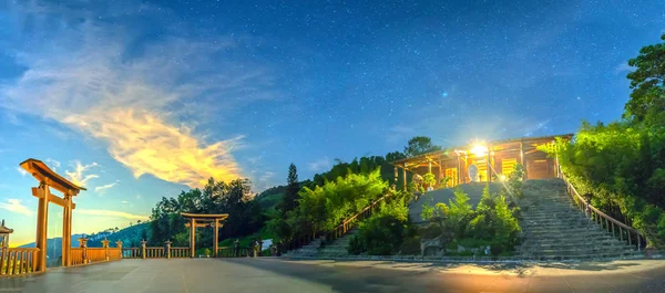 The magical night of yard \'Qui Phap Linh An\' pagoda, with peaceful starry sky to relax the soul and welcome the new day