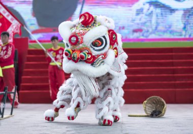 Ho Chi Minh City, Vietnam - 30 Aralık 2018: rekabet sahne sanatları 2 hoş geldiniz yeni yıl şehrin Turizm Bakanlığı tarafından düzenlenen dans aslan Ho Chi Minh city, Vietnam neşelendirmeye ziyaretçi çekmek
