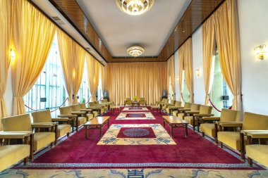 Ho Chi Minh city, Vietnam, 24 Ağustos 2018: Antik Bağımsızlık Sarayı iç, güzel oturma odası, duvarda antik resim, Nguyen Van Thieu Ho Chi Minh City feodalizm son başkanı, Vietnam