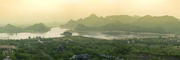 Krajina Chrámu Bai Dinh Shora Jedním Největších Nejpočetnějších Chrámů Jihovýchodní — Stock fotografie