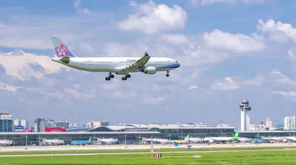 Хошимин Вьетнам Июня 2019 Года Самолет Airbus A330 China Airlines — стоковое фото