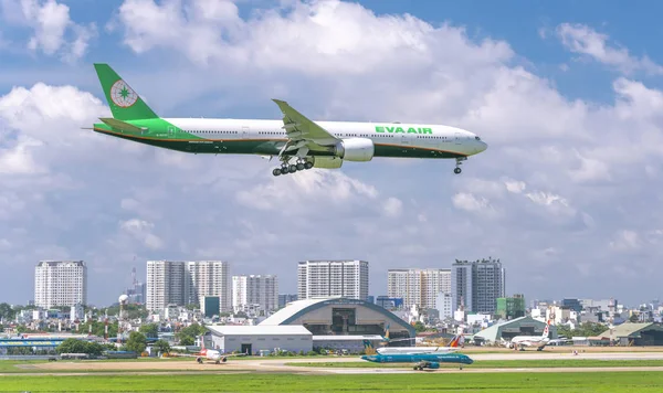 Хошимин Вьетнам Июня 2019 Года Самолет Boeing 777 Eva Air — стоковое фото