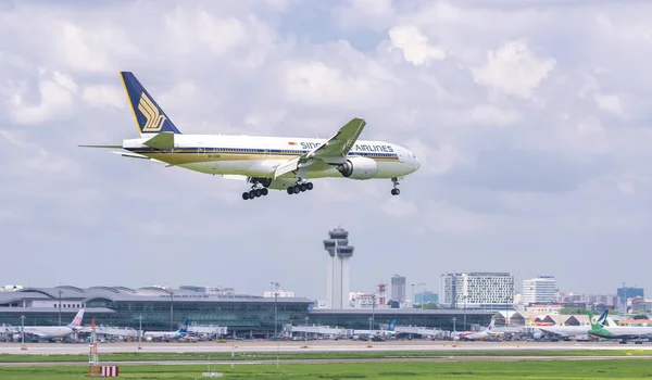 Хошимин Вьетнам Июня 2019 Года Самолет Boeing 777 Singapore Airlines — стоковое фото