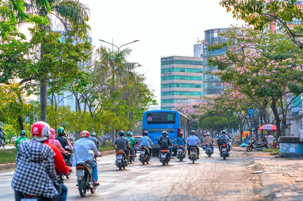 Πόλη Τσι Μιν Βιετνάμ Μαρτίου 2019 Πολυσύχναστη Κίνηση Στη Λεωφόρο — Φωτογραφία Αρχείου