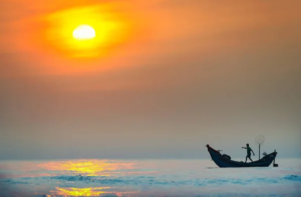 Hue Vietnam Nisan 2019 Güzel Koylarda Sabahları Deniz Balıkçılığı Dışarı — Stok fotoğraf
