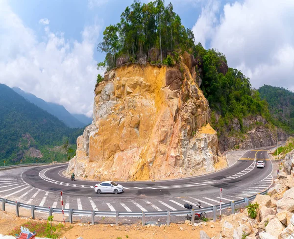 Khanh Hoa Vietnam April 14Th 2019 Khanh Pass Road Dangerous — Stock Photo, Image