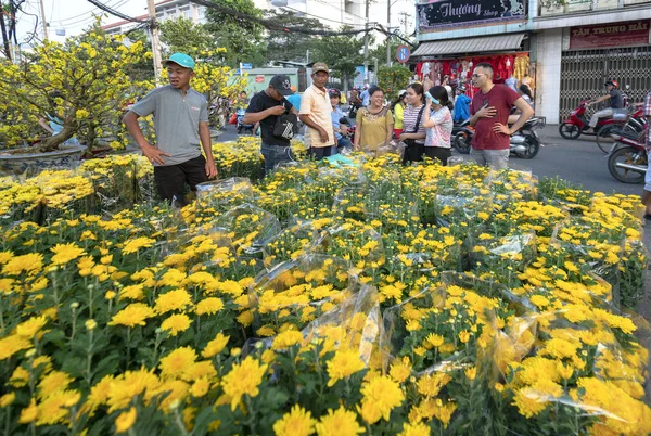 Chi Minh City Vietnam Febbraio 2019 Trambusto Acquistare Fiori Mercato — Foto Stock