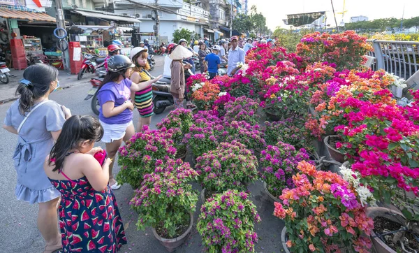 Хошимін Єтнам Лютого 2019 Суєта Купівлі Квітів Квітковому Ринку Місцеві — стокове фото