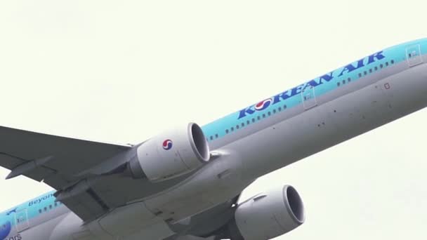 Хошимин Вьетнам Сентября 2019 Года Самолет Boeing 777 Eva Air — стоковое видео
