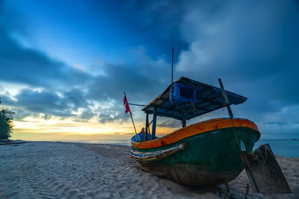 Bir Yaz Sabahı Mui Vietnam Yakınlarındaki Tropik Bir Plajda Şafaktan — Stok fotoğraf