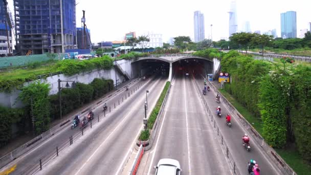 Мін Єтнам Грудня 2019 Натовп Трафіку Виході Тунелю Тху Тьєм — стокове відео