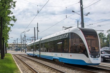 Modern şehir tramvay