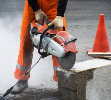 Beton kesme makinesi