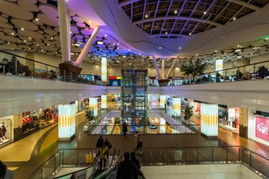 Moskova, Rusya - 22 Ocak 2019: Columbus iç modern alışveriş merkezi