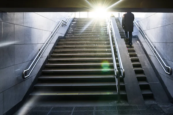 Ondergrondse voetgangersoversteekplaats — Stockfoto