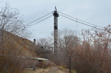 Bu resim bir köprü destek yakınlaştırılmış gösteriyor