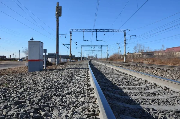 Esta Imagem Mostra Uma Ferrovia Com Uma Estrada Simples — Fotografia de Stock