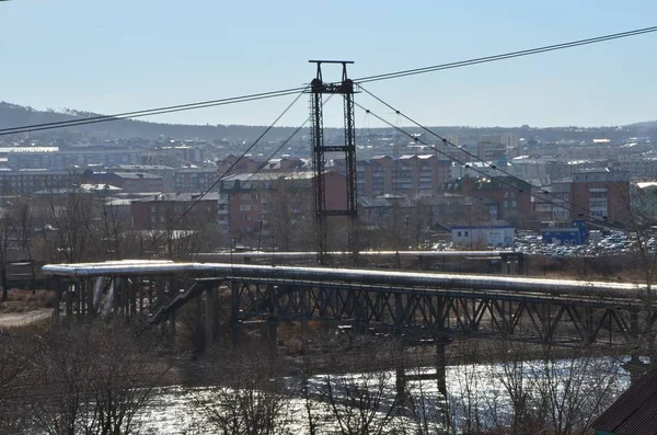 Resmi Bir Köprü Desteği Parlak Boru Hattı Ile Gösterir — Stok fotoğraf
