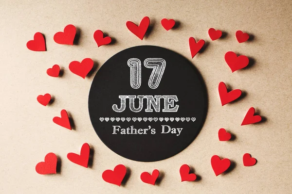 17 juni fäder dagmeddelande med små hjärtan — Stockfoto