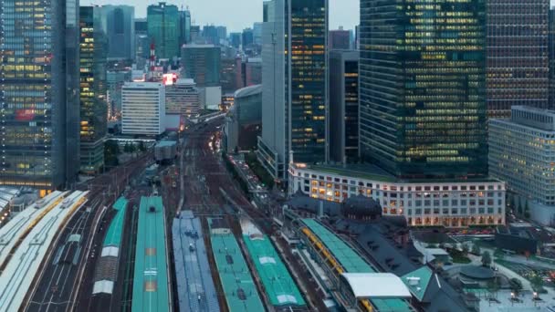 昼から夜の東京駅の上コマ — ストック動画