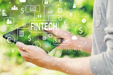 Fintech Tema kavramı onun tablet tutan adamla 