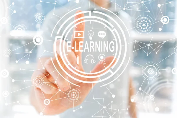 E-öğrenme ile genç adam