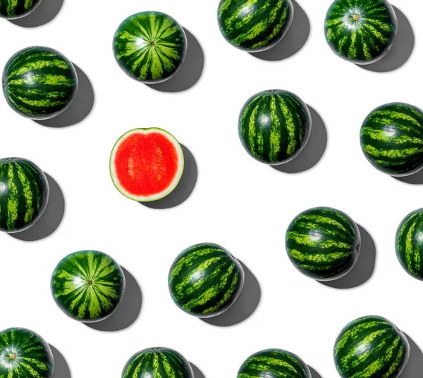 Eine einzigartige Wassermelone arrangiert — Stockfoto