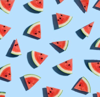 Dilimlenmiş karpuzlar.