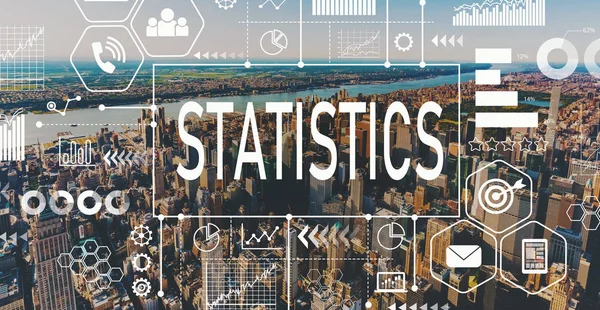 Statistik mit Luftaufnahme der Skyline — Stockfoto