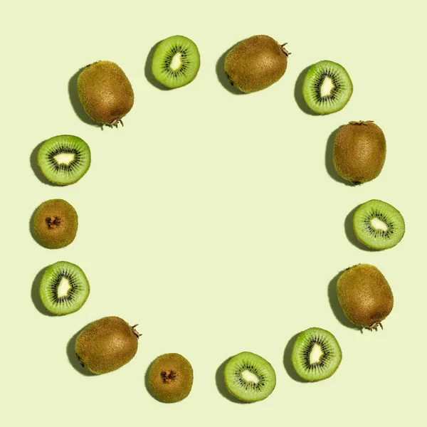 Kiwi fruit circle — Stock Photo, Image
