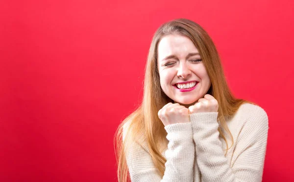 Feliz esperanzada joven deseosa — Foto de Stock