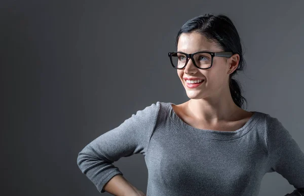 Feliz joven mujer — Foto de Stock