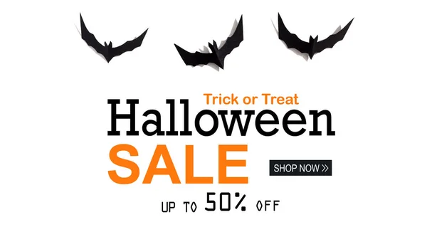Pesan Halloween Penjualan dengan kelelawar kertas — Stok Foto