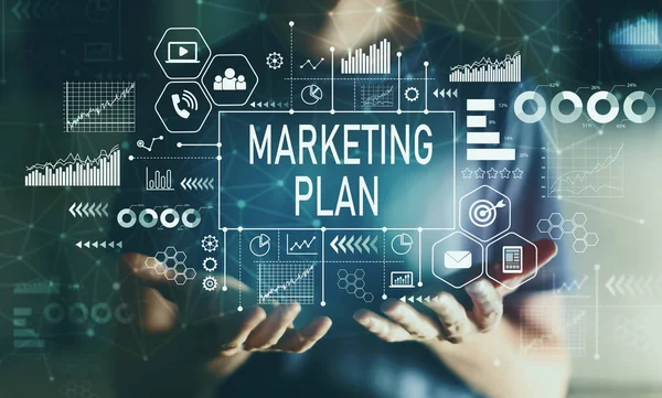 Marketingplan mit jungem Mann — Stockfoto