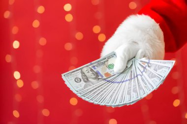 Bizi para tutan Santa