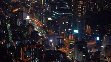 Tokyo meşgul otoyol kavşağı