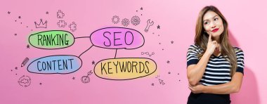 Genç iş kadını ile SEO kavramı 