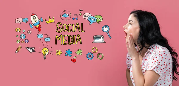 Social media con giovani donne che parlano — Foto Stock