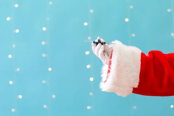 Babbo Natale con un aeroplano giocattolo — Foto Stock