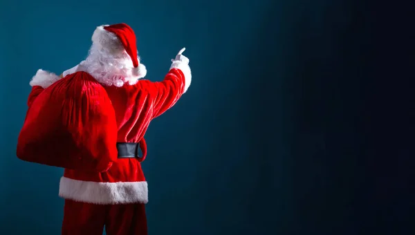 Babbo Natale che indica il cielo — Foto Stock