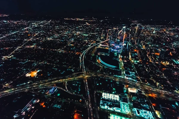 Veduta aerea di una massiccia autostrada a Los Angeles — Foto Stock