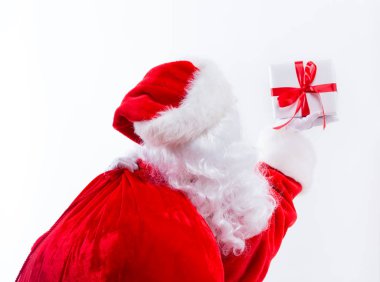 Noel Baba Noel hediyesi holding