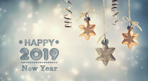 Bonne année 2019 message avec des étoiles suspendues — Photo