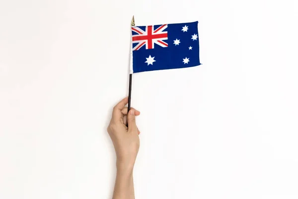Pessoa segurando uma bandeira australiana — Fotografia de Stock