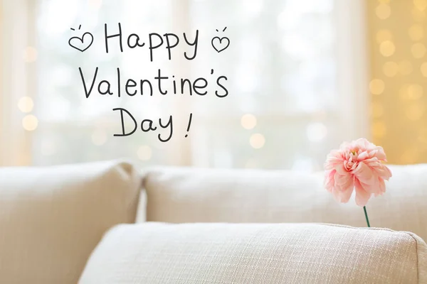 Valentines Day message with flower in interior room sofa — Stock Photo, Image