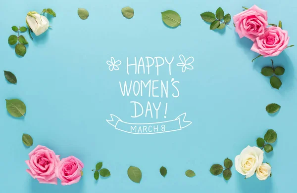 Buon messaggio Womens Day con rose e foglie — Foto Stock