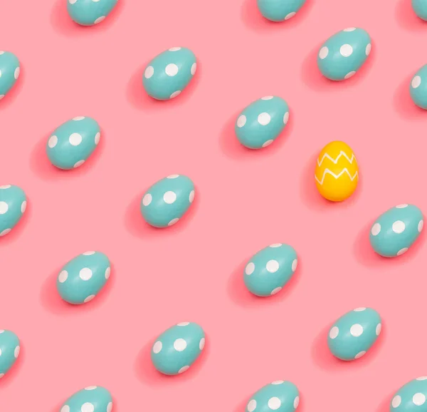 Одна уникальная концепция пасхальных яиц — стоковое фото