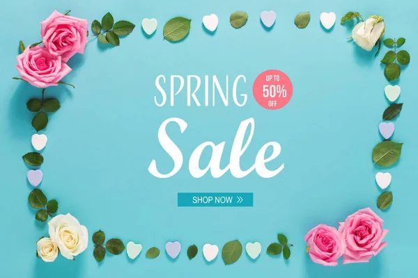 Frühjahrsverkauf mit Rosen und Blättern — Stockfoto