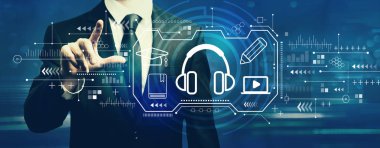 İş adamıyla e-öğrenme kavramı